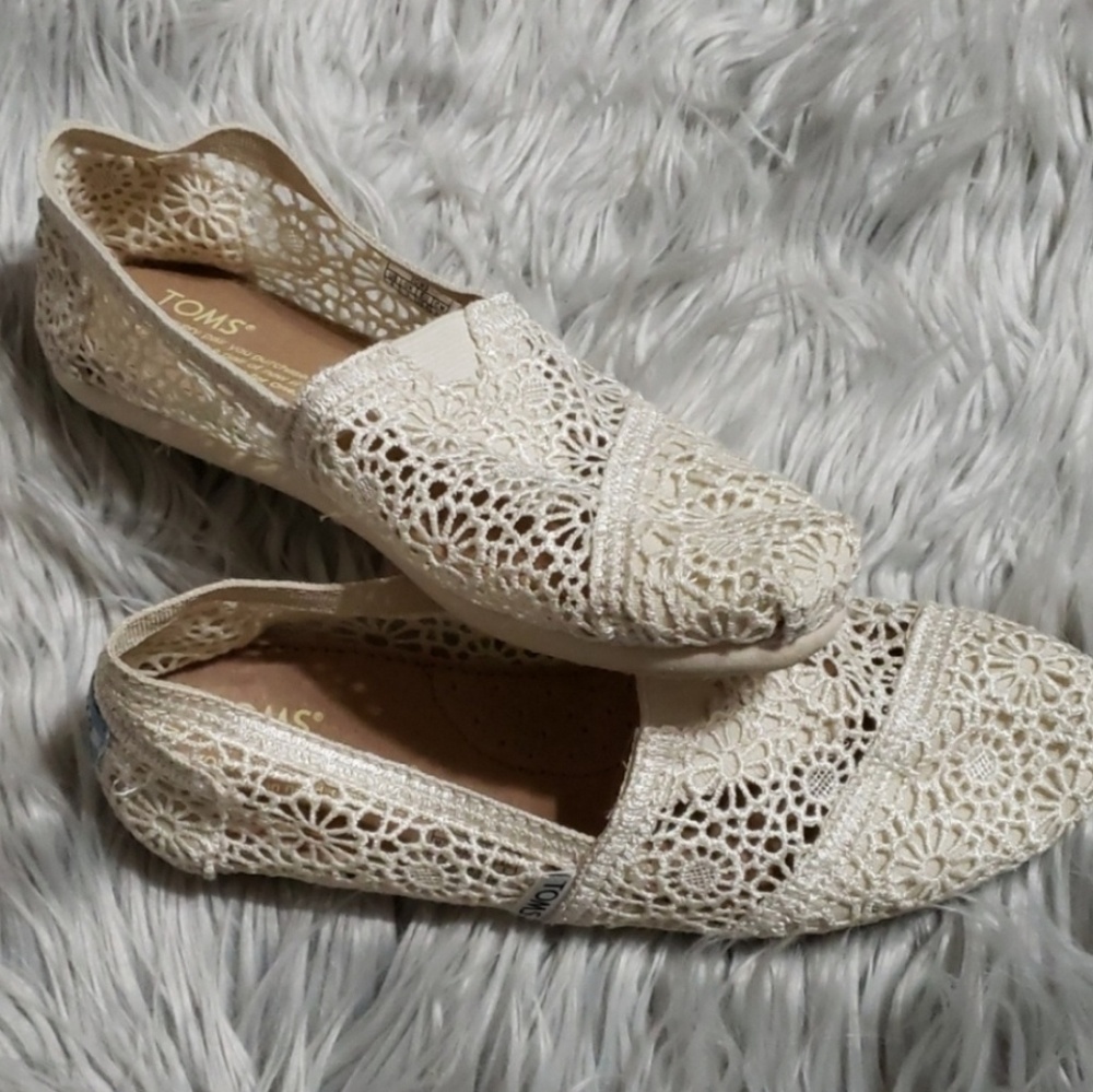 TOMS